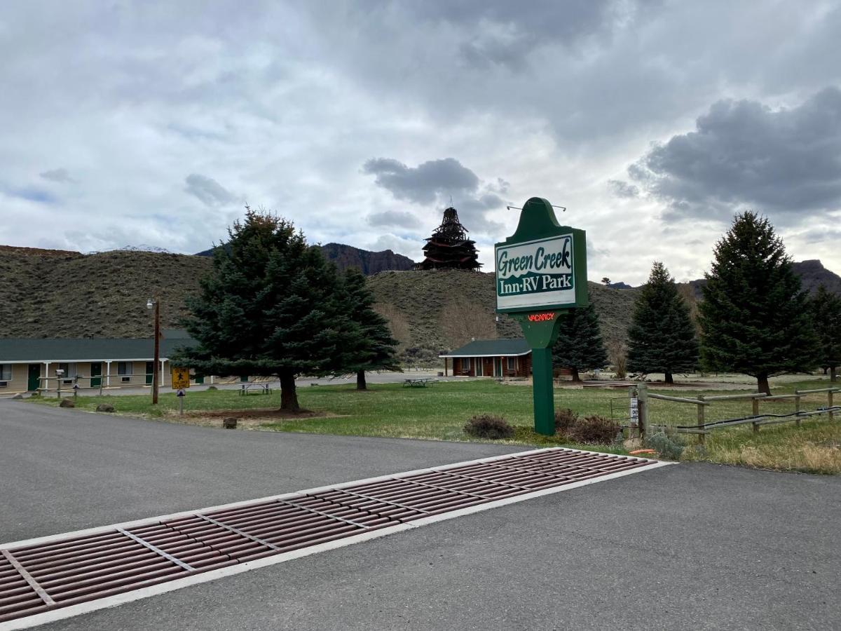 Green Creek Inn And Rv Park Wapiti Exterior photo